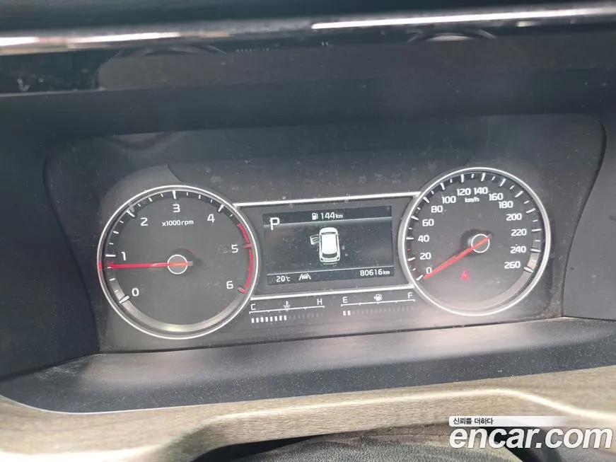 Kia Sorento — фото 3