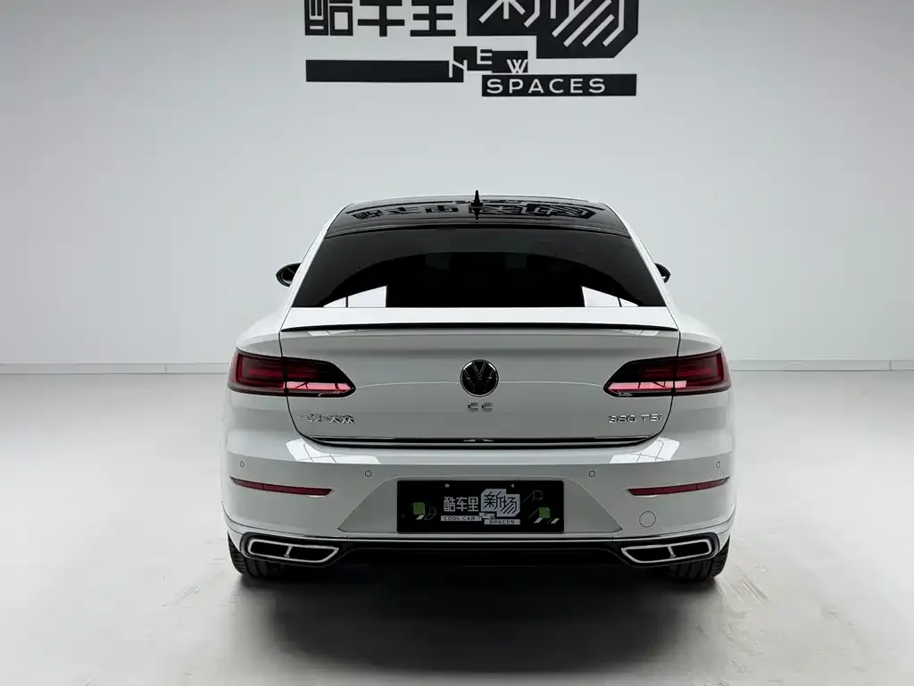 Volkswagen CC — фото 10