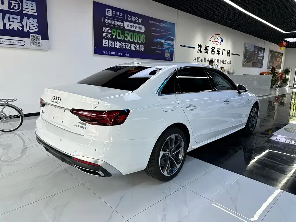 Audi A4L 2025 из CN, фото 8