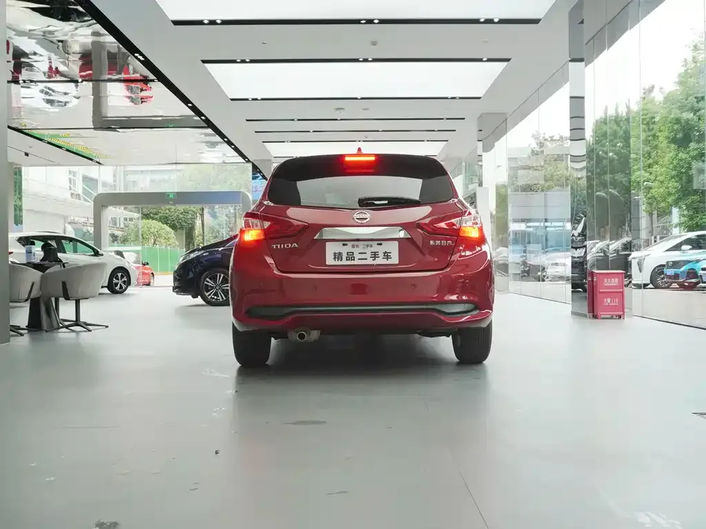 Nissan Tiida 2022 из CN, фото 5
