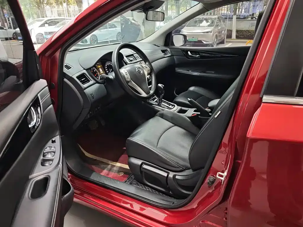 Nissan Tiida 2022 из CN, фото 10