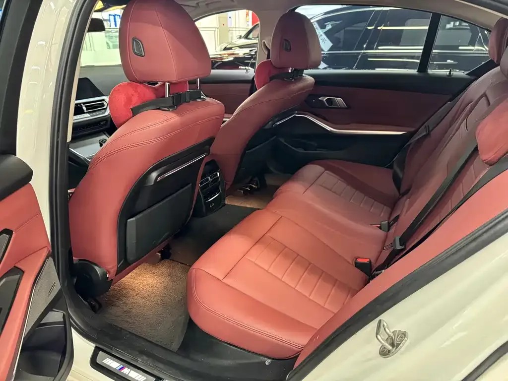 BMW 3 Series 2021 из CN, фото 5
