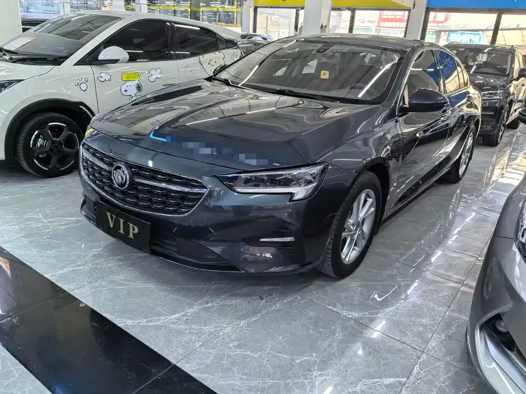 Buick Regal — фото 1