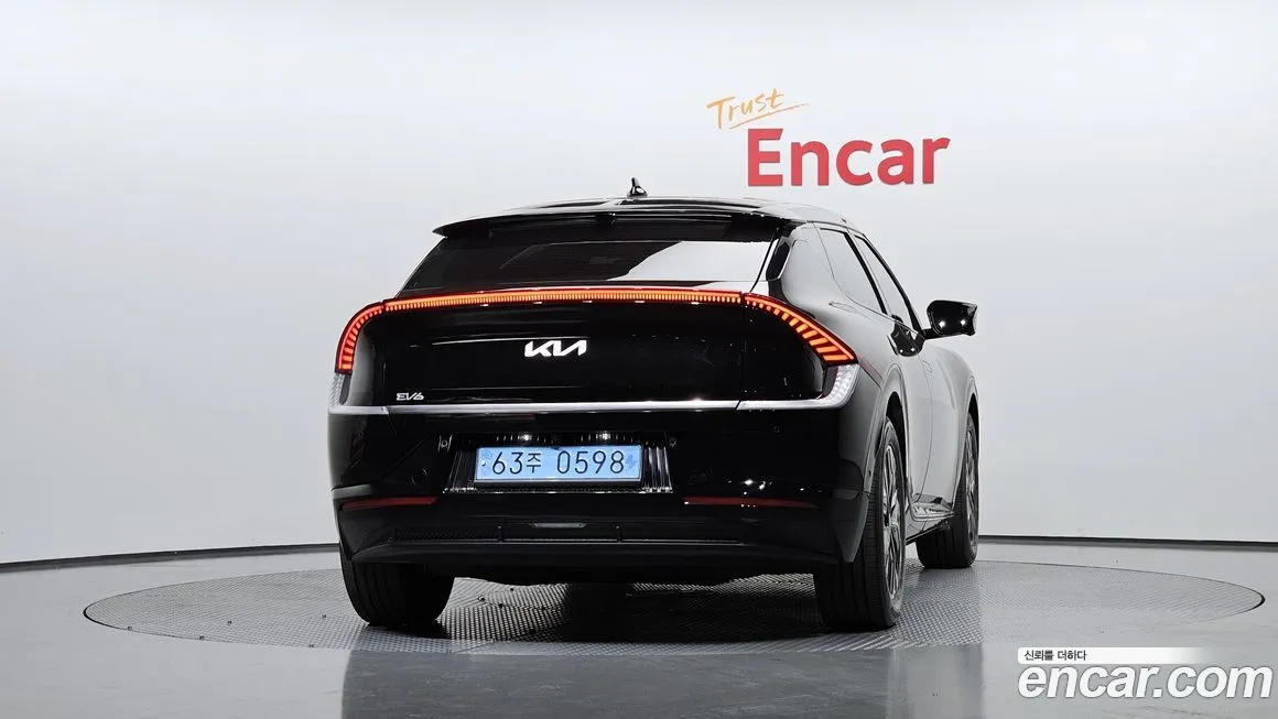 Kia EV6 2023 из KR, фото 4
