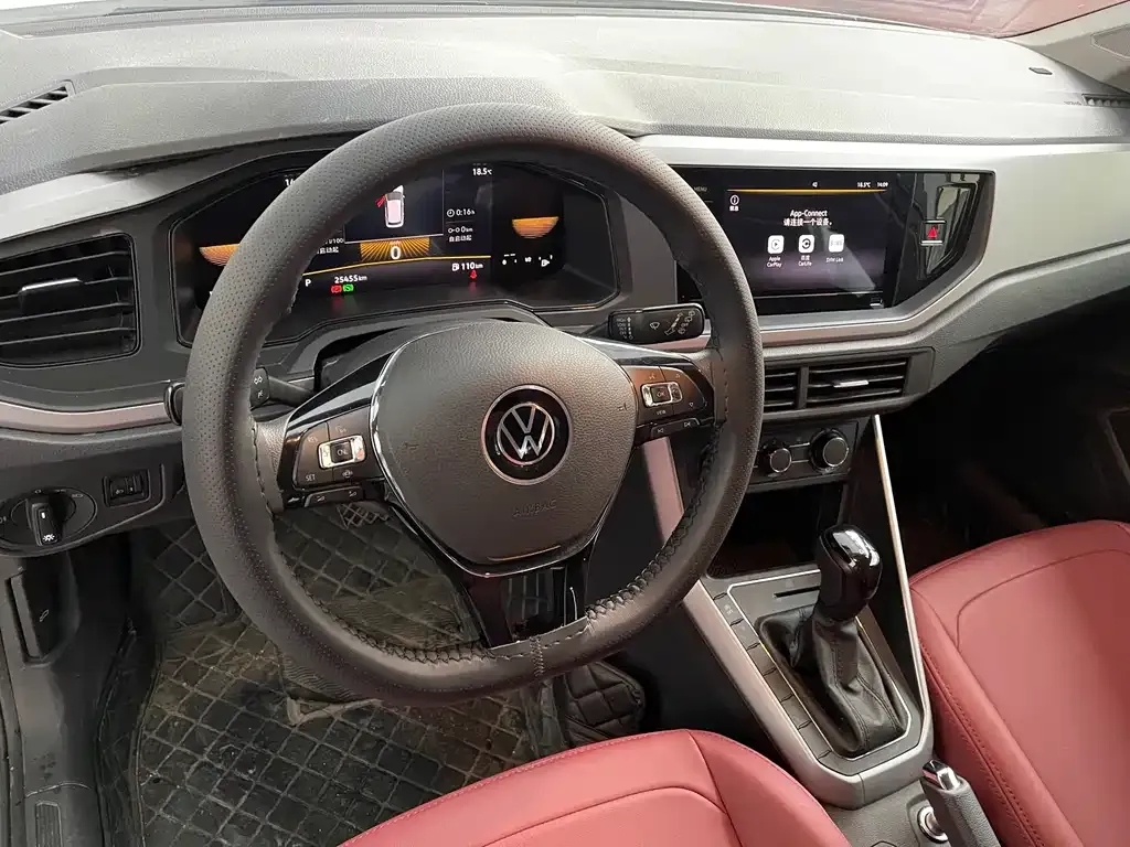 Volkswagen Polo 2023 из CN, фото 8