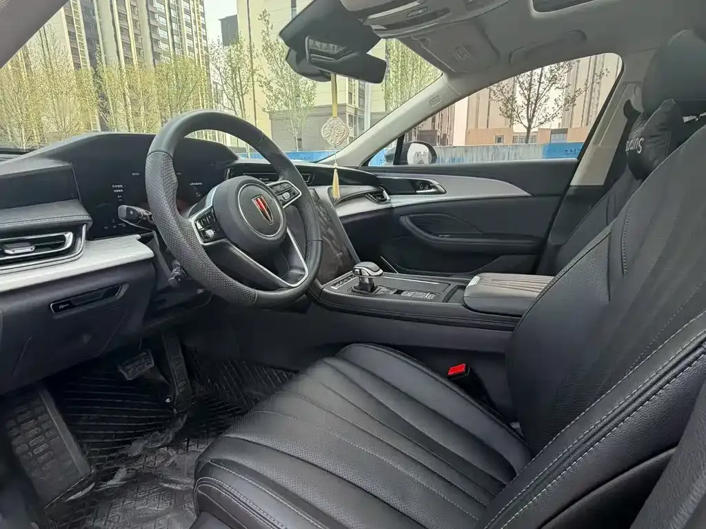 Hongqi H5 2025 из CN, фото 2