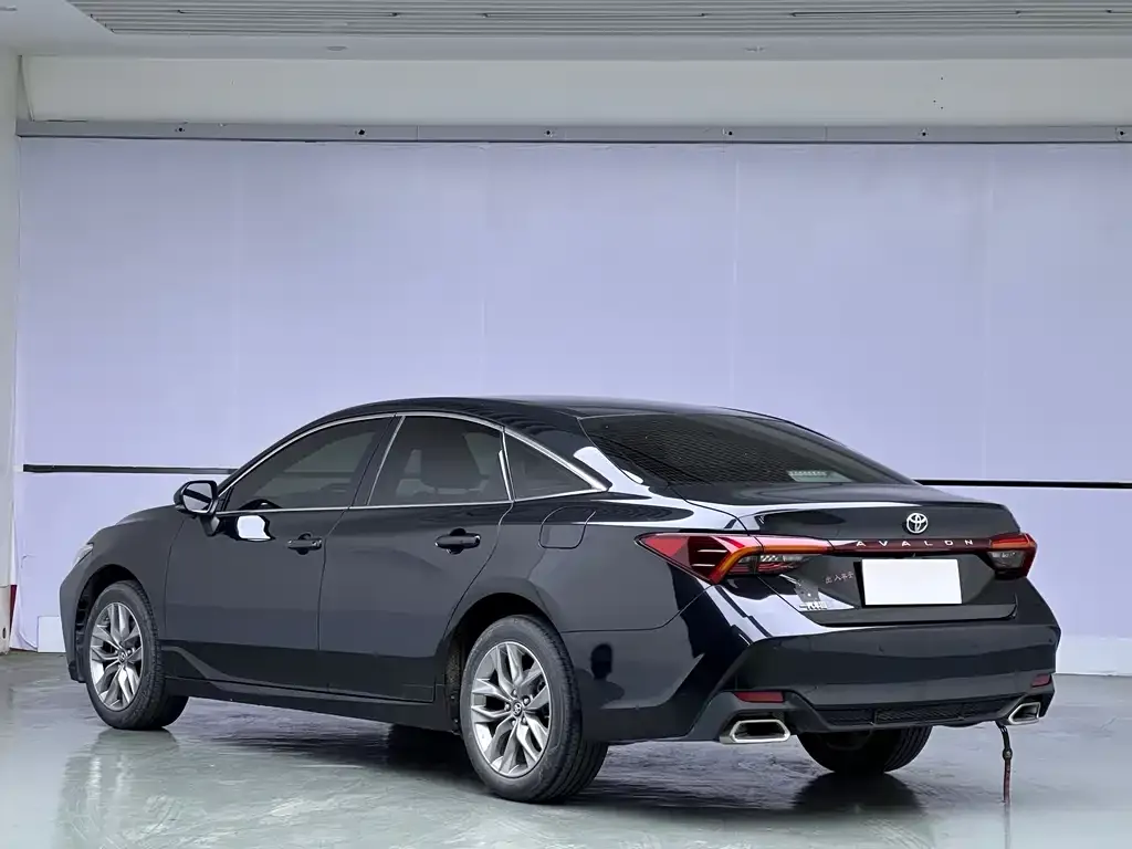 Toyota Avalon 2021 из CN, фото 2