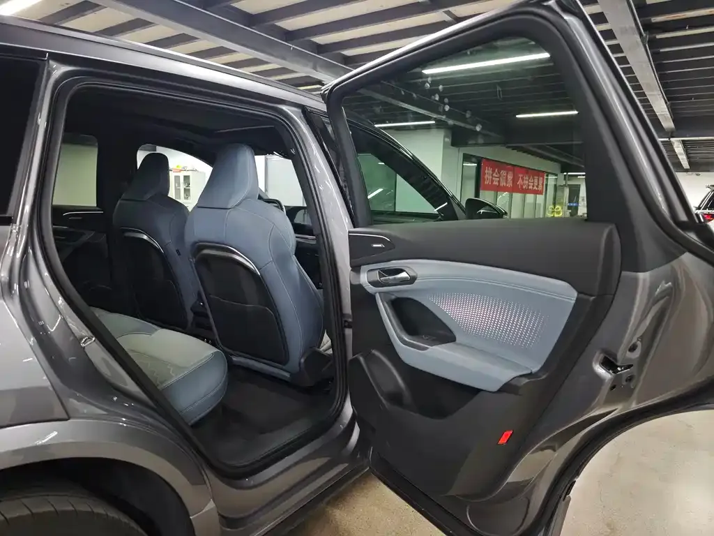 Audi Q6L e-tron 2025 из CN, фото 3