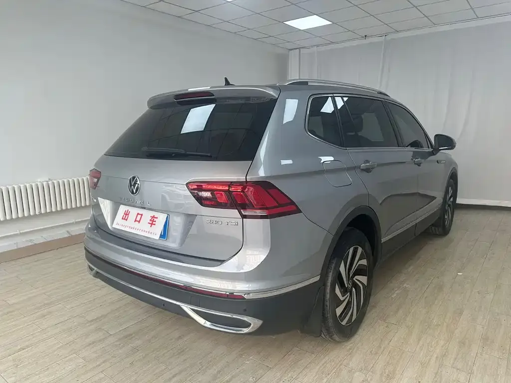 Volkswagen Tiguan L — фото 4