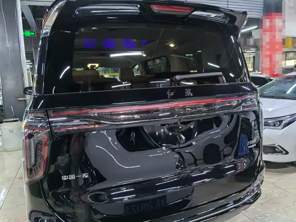 Hongqi HQ9 PHEV 2026 из CN, фото 3