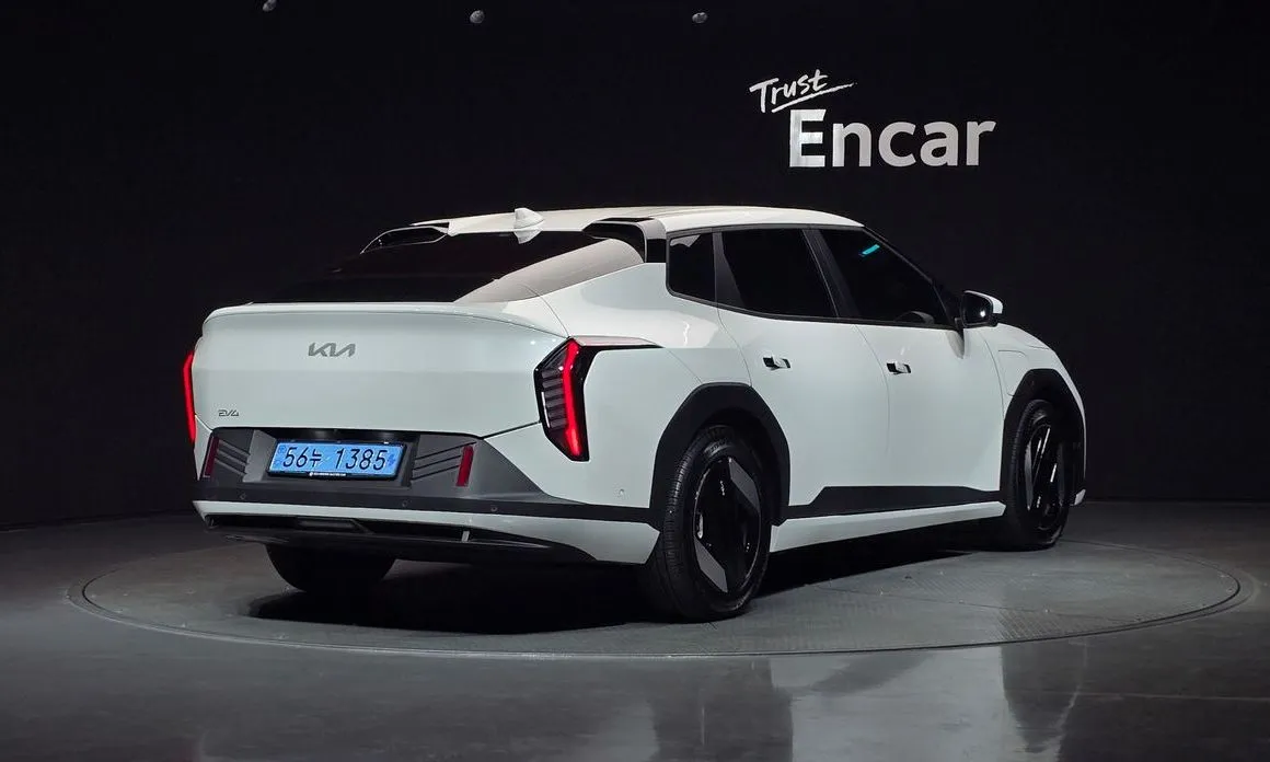 Kia EV4 2026 из KR, фото 4