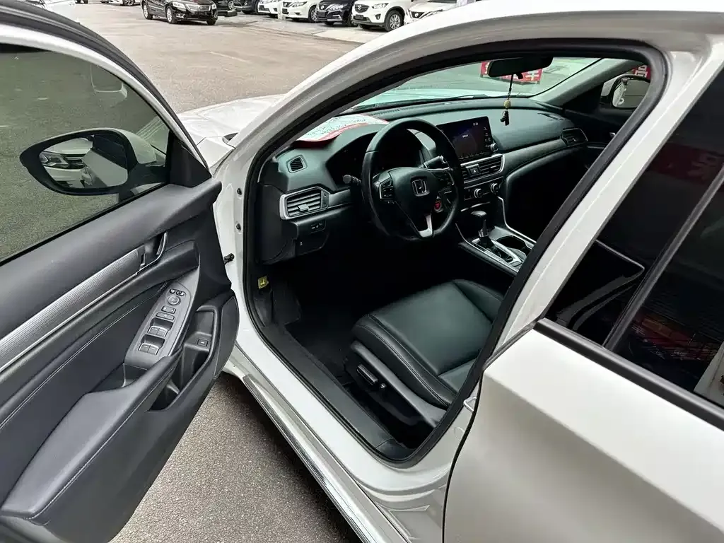 Honda Accord 2021 из CN, фото 9