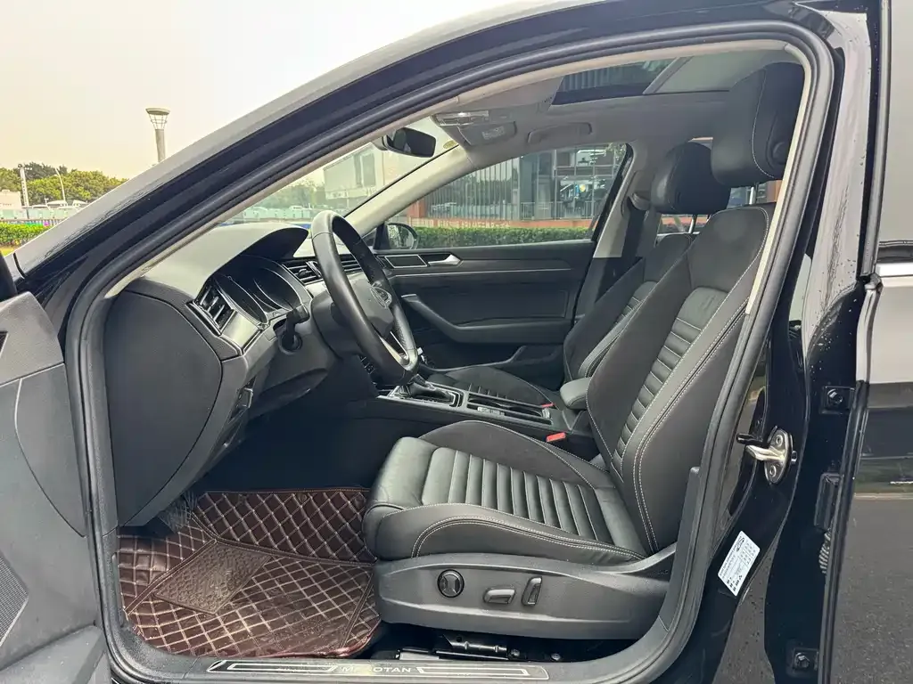 Volkswagen Magotan 2021 из CN, фото 10
