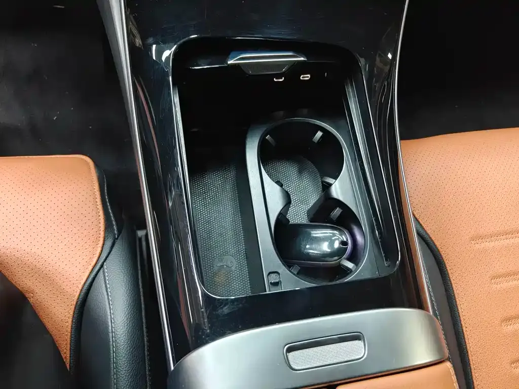 Mercedes-Benz C-Class 2024 из CN, фото 7