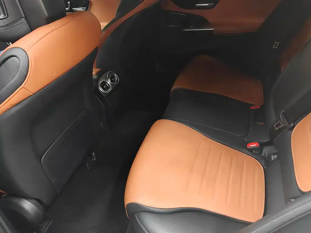 Mercedes-Benz C-Class 2024 из CN, фото 2