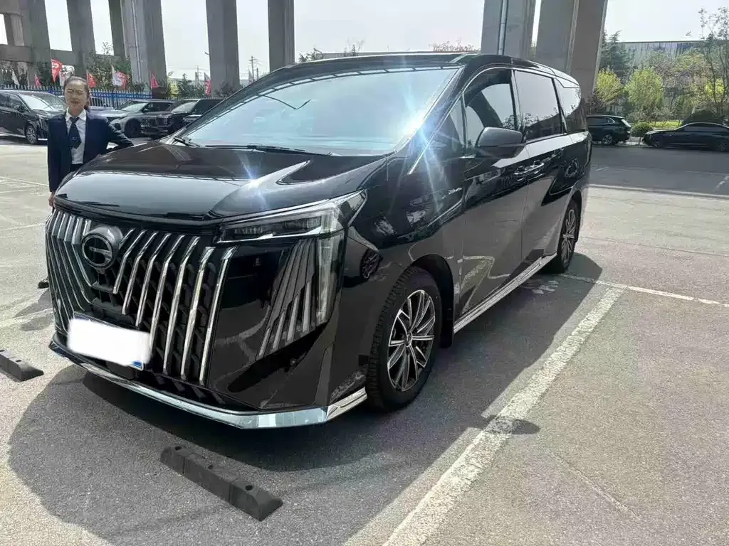 GAC Motor Trumpchi M8 — фото 1