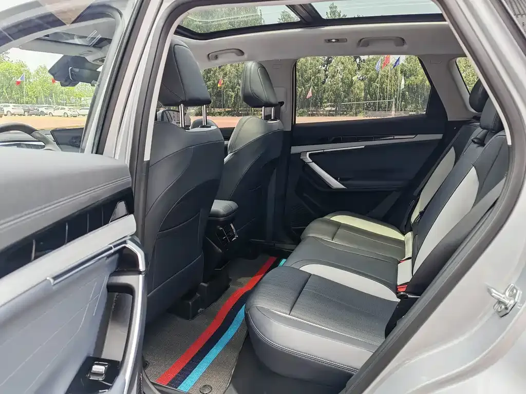 Geely Boyue L 2025 из CN, фото 3