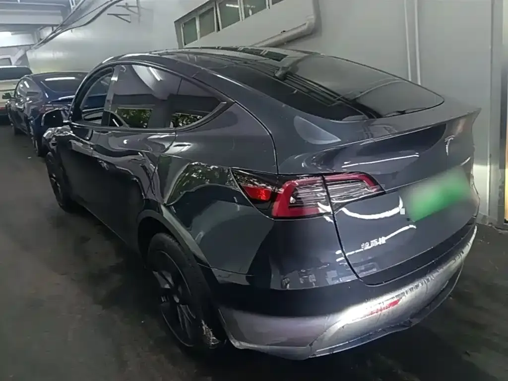 Tesla Model Y 2024 из CN, фото 9