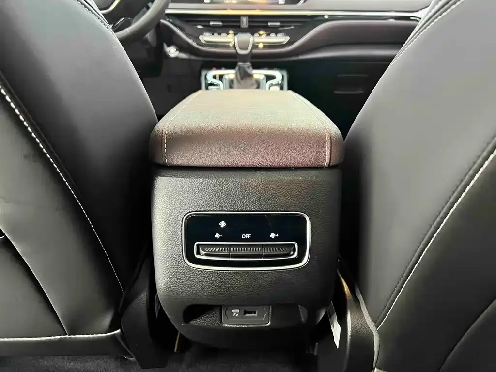 GAC Motor Trumpchi M6 2023 из CN, фото 2