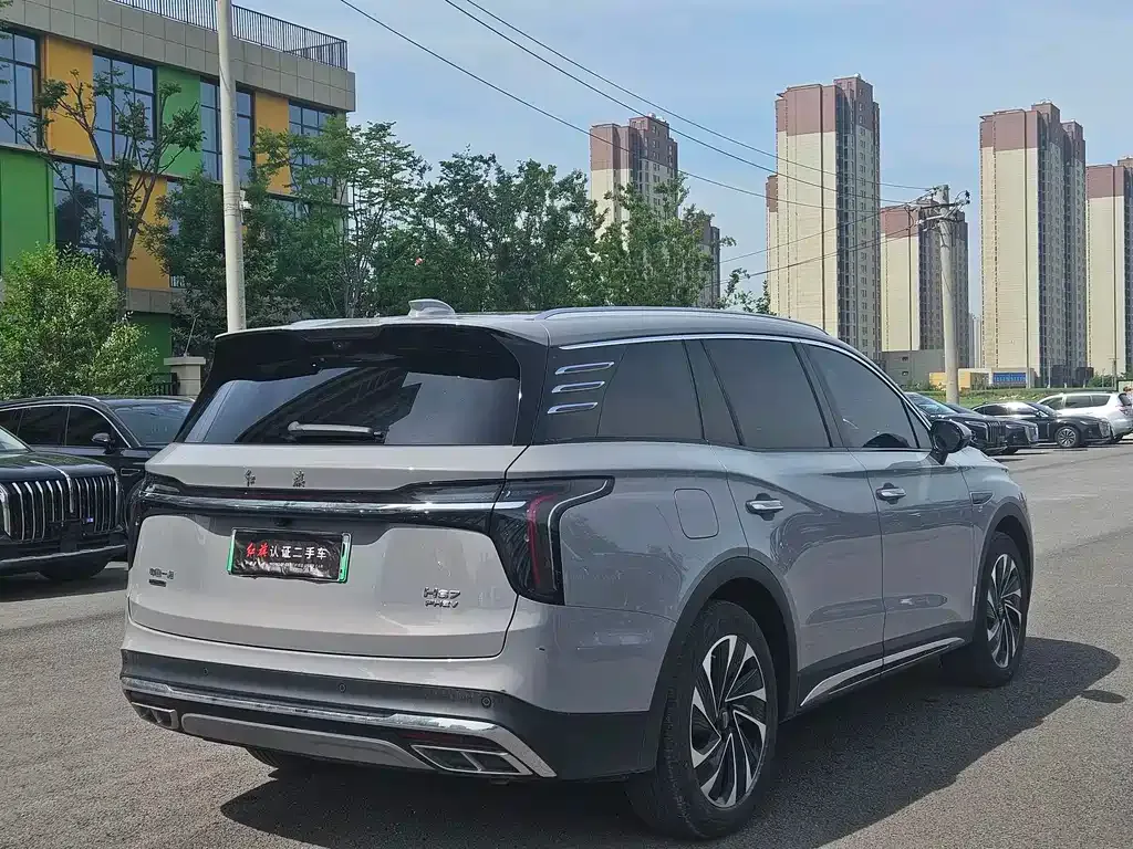 Hongqi HS7 PHEV — фото 10