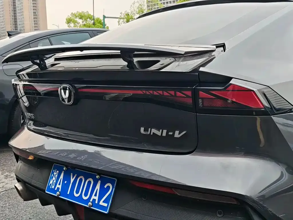 Changan UNI-V 2023 из CN, фото 7