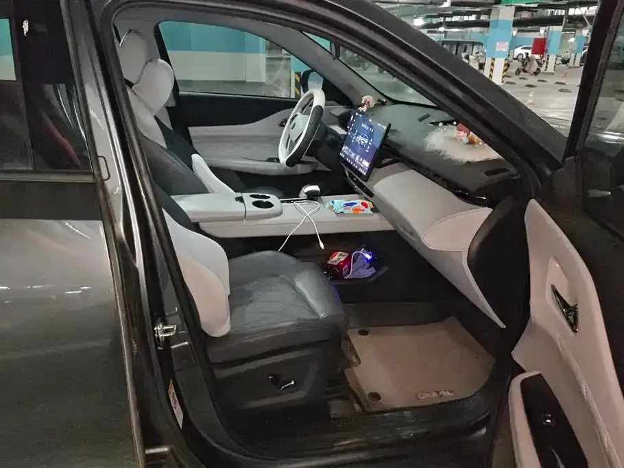 Changan UNI-Z New Energy 2024 из CN, фото 8