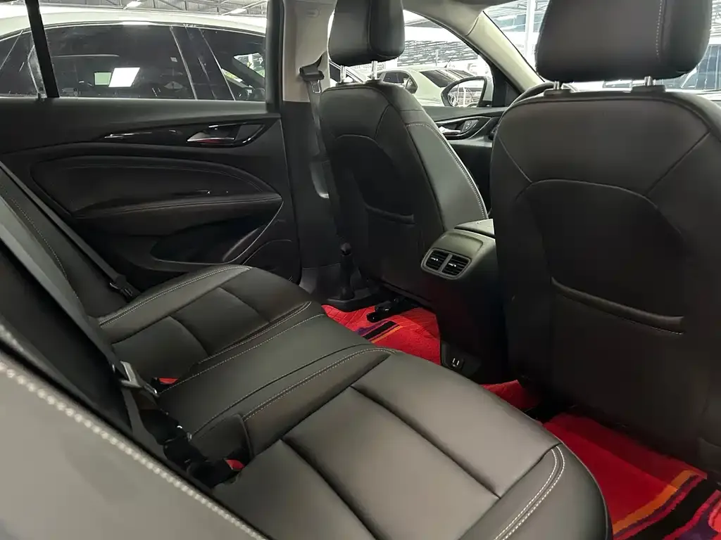 Buick Regal — фото 10