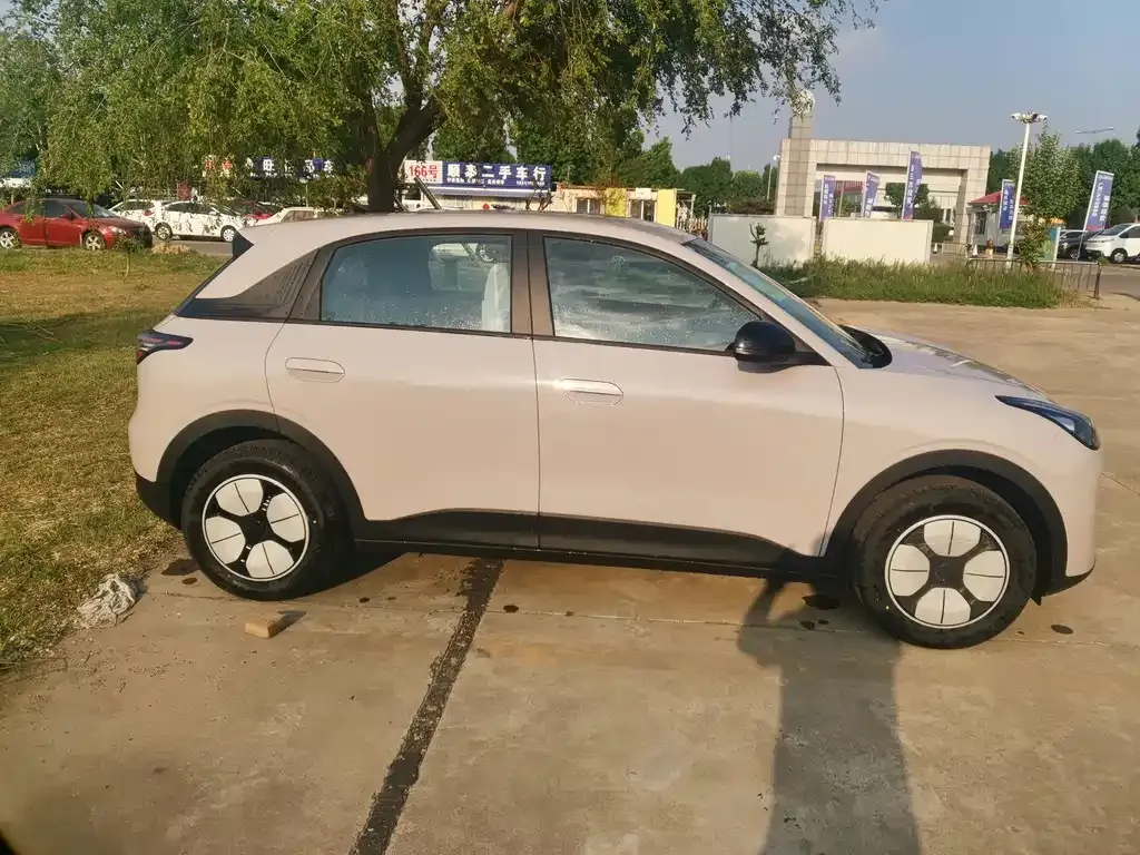 Geely Starburst — фото 4
