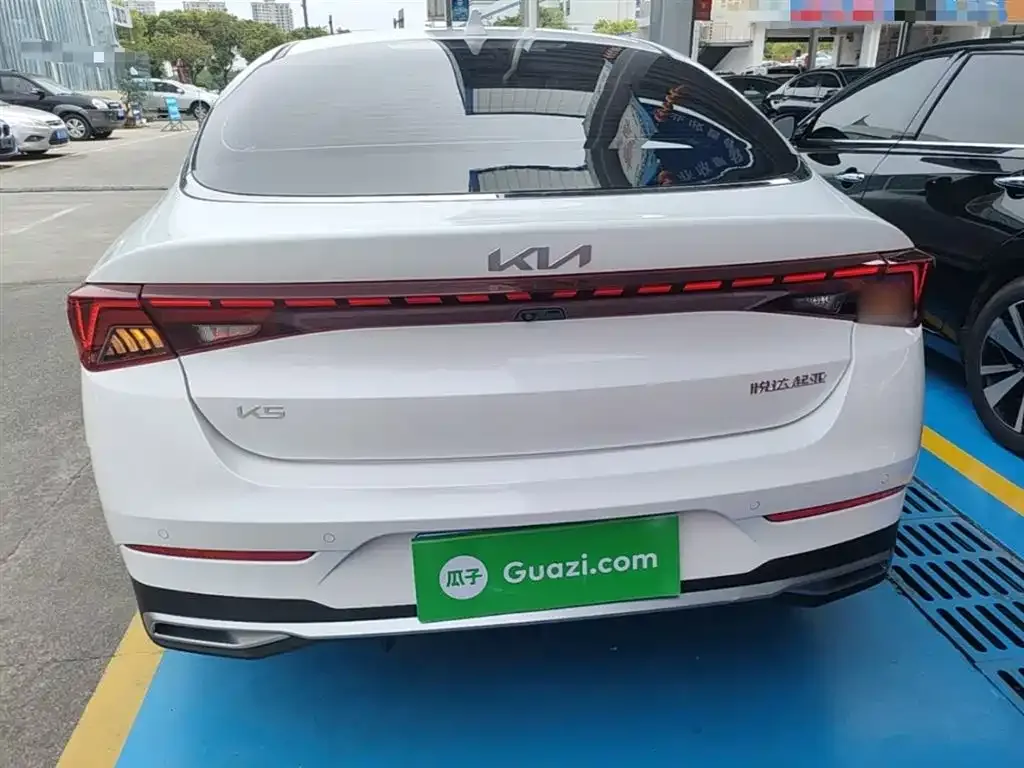 Kia K5 2023 из CN, фото 6