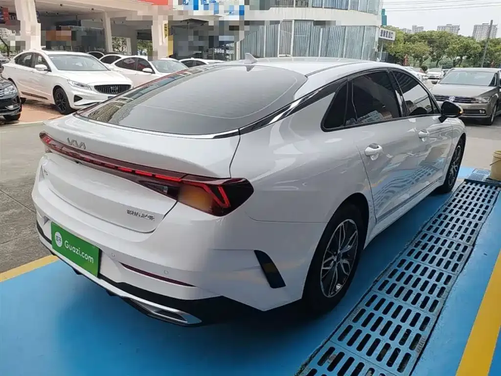 Kia K5 2023 из CN, фото 8