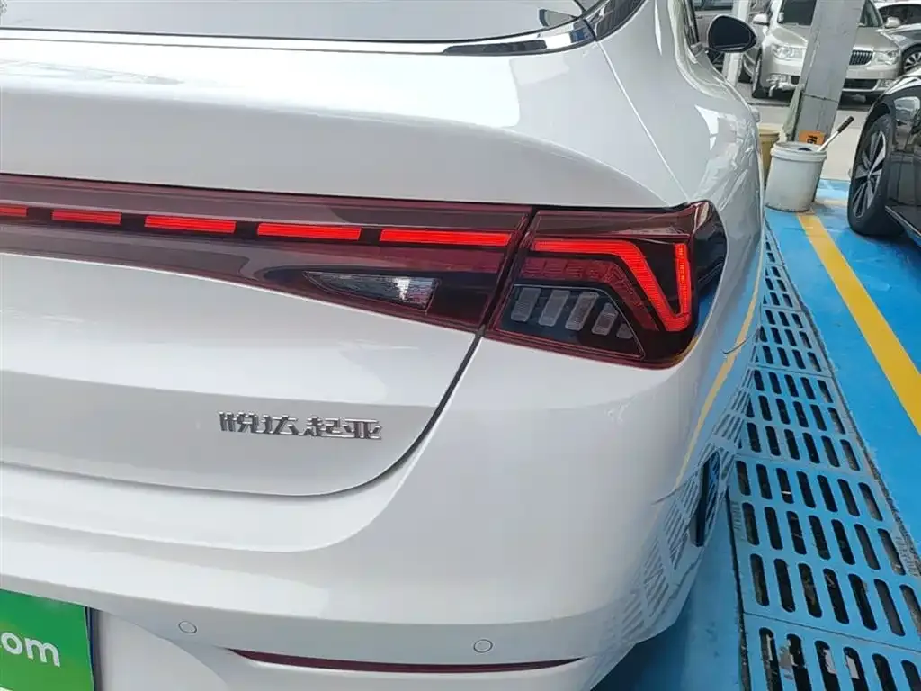 Kia K5 2023 из CN, фото 7