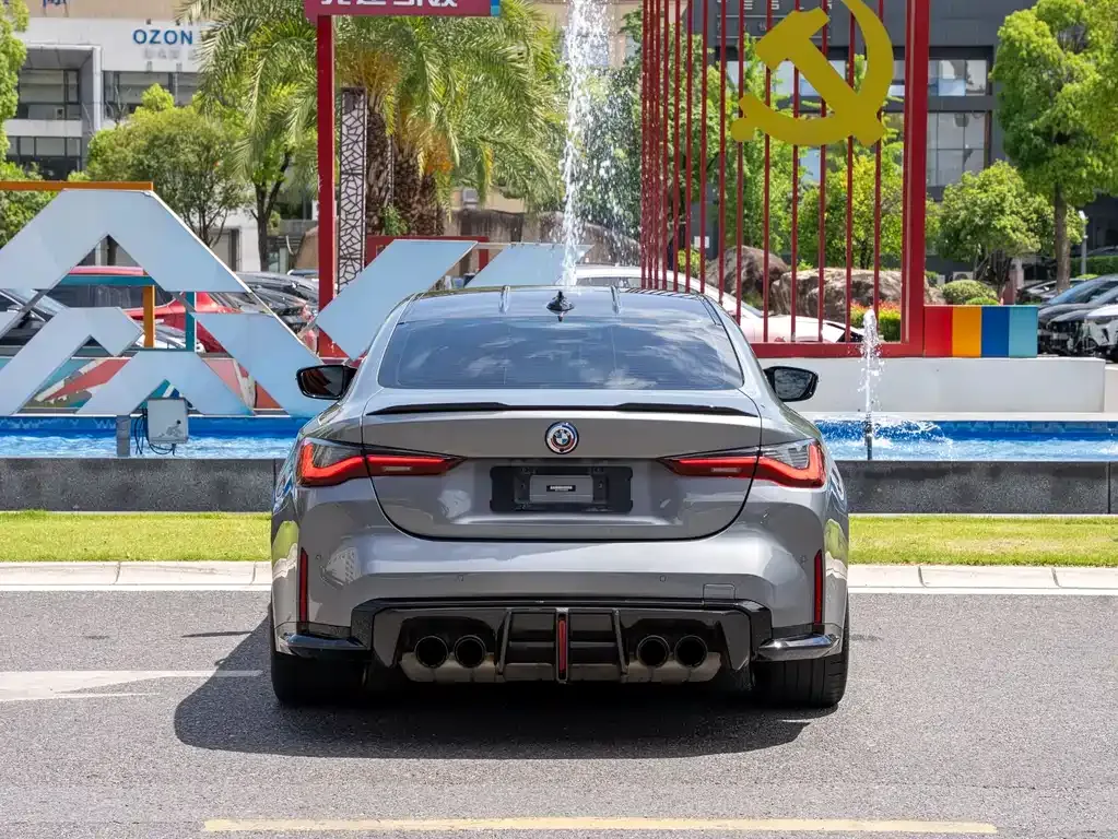 BMW M4 — фото 9