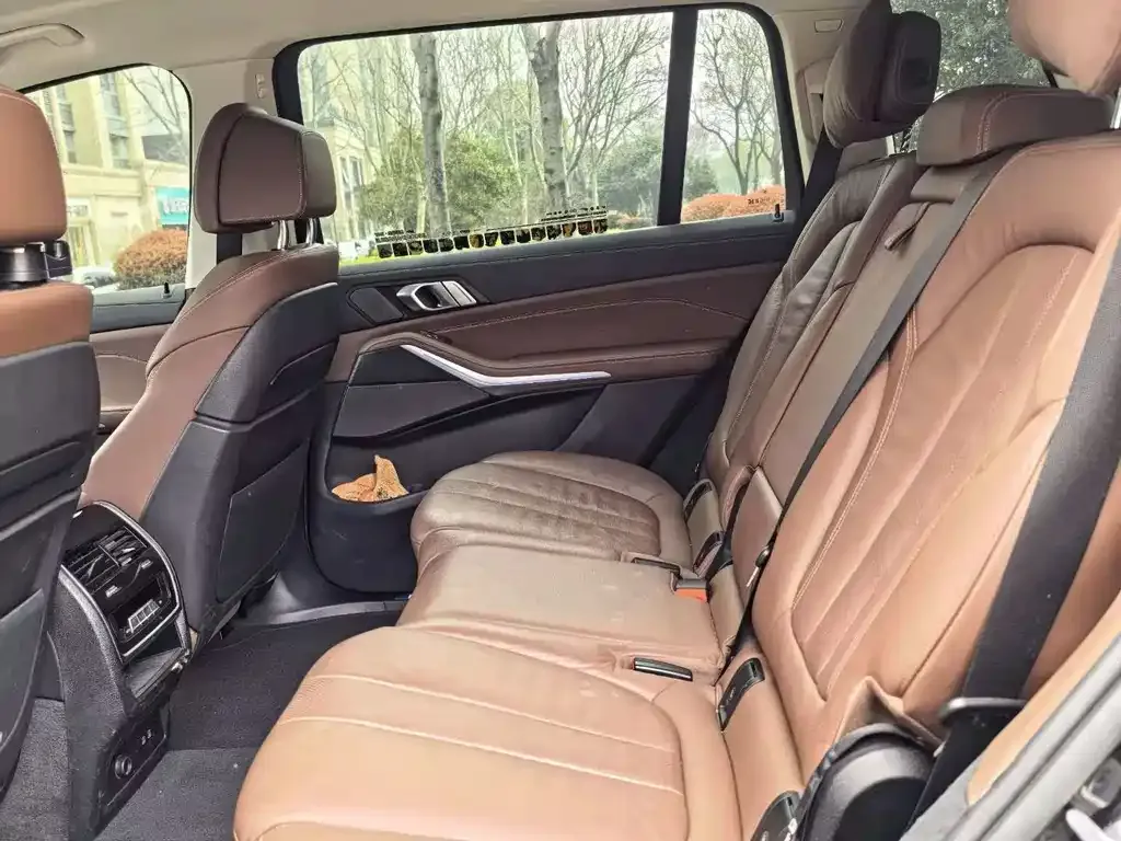 BMW X7 2022 из CN, фото 8