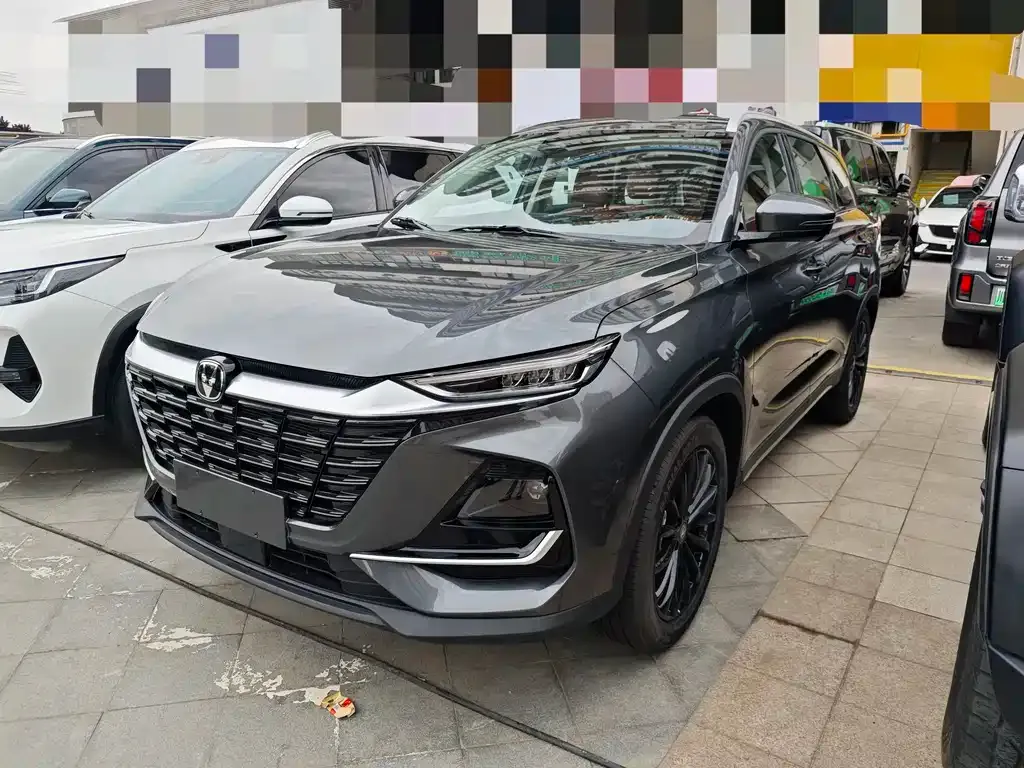 Changan CS75 — фото 1