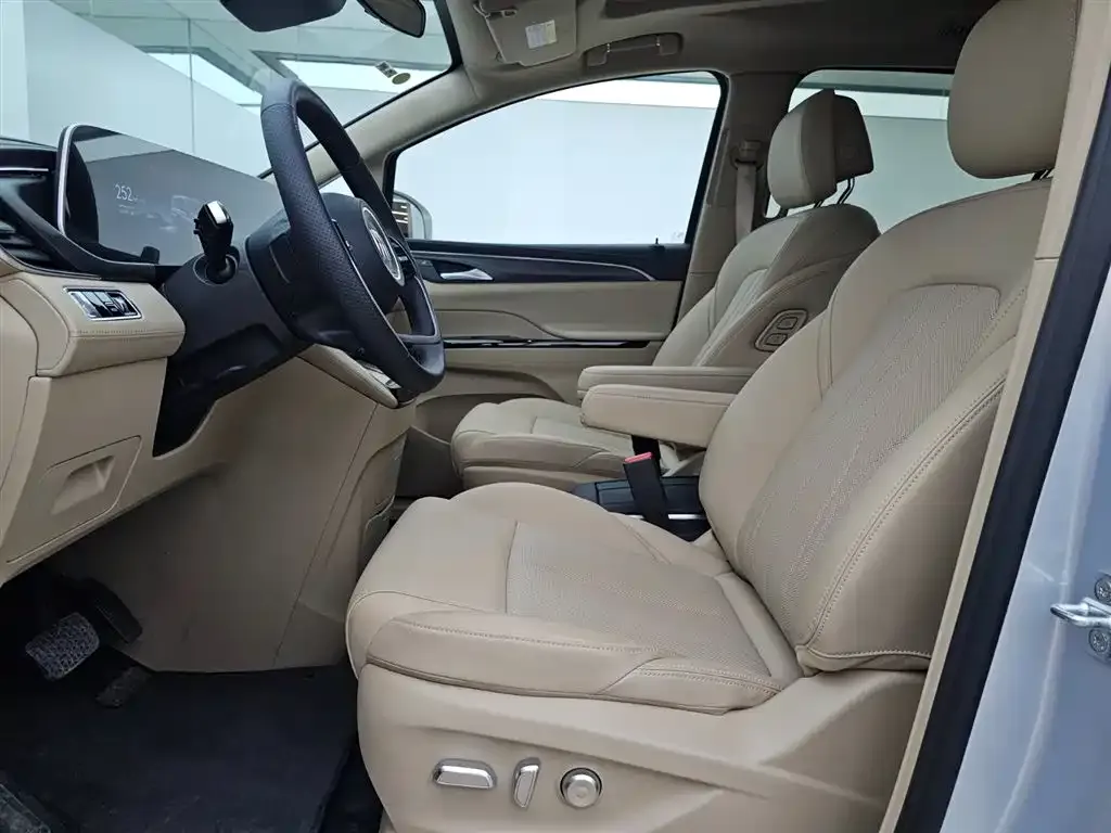 Buick GL8 Hybrid 2025 из CN, фото 4