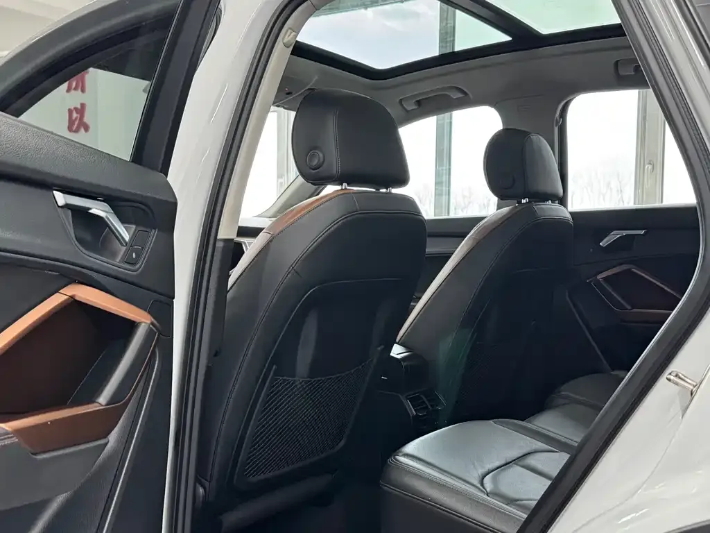 Audi Q3 2022 из CN, фото 4