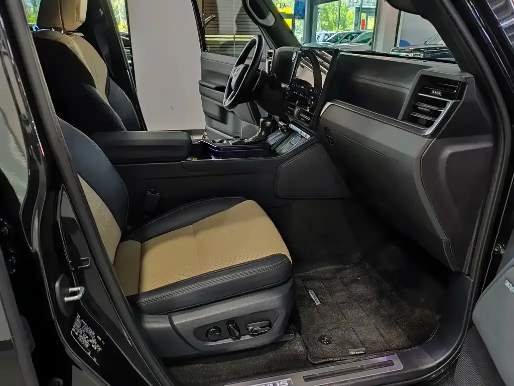 Lexus GX 2025 из CN, фото 7