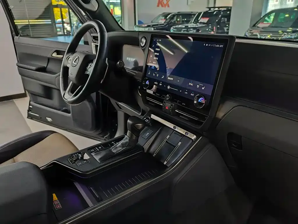 Lexus GX 2025 из CN, фото 5
