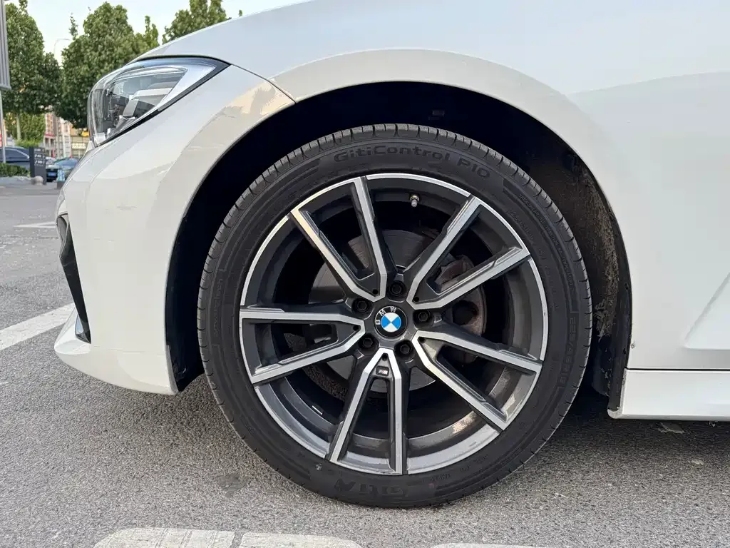 BMW 3 Series — фото 10