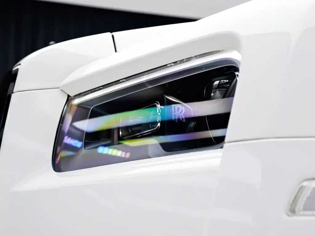 Rolls-Royce Cullinan — фото 10
