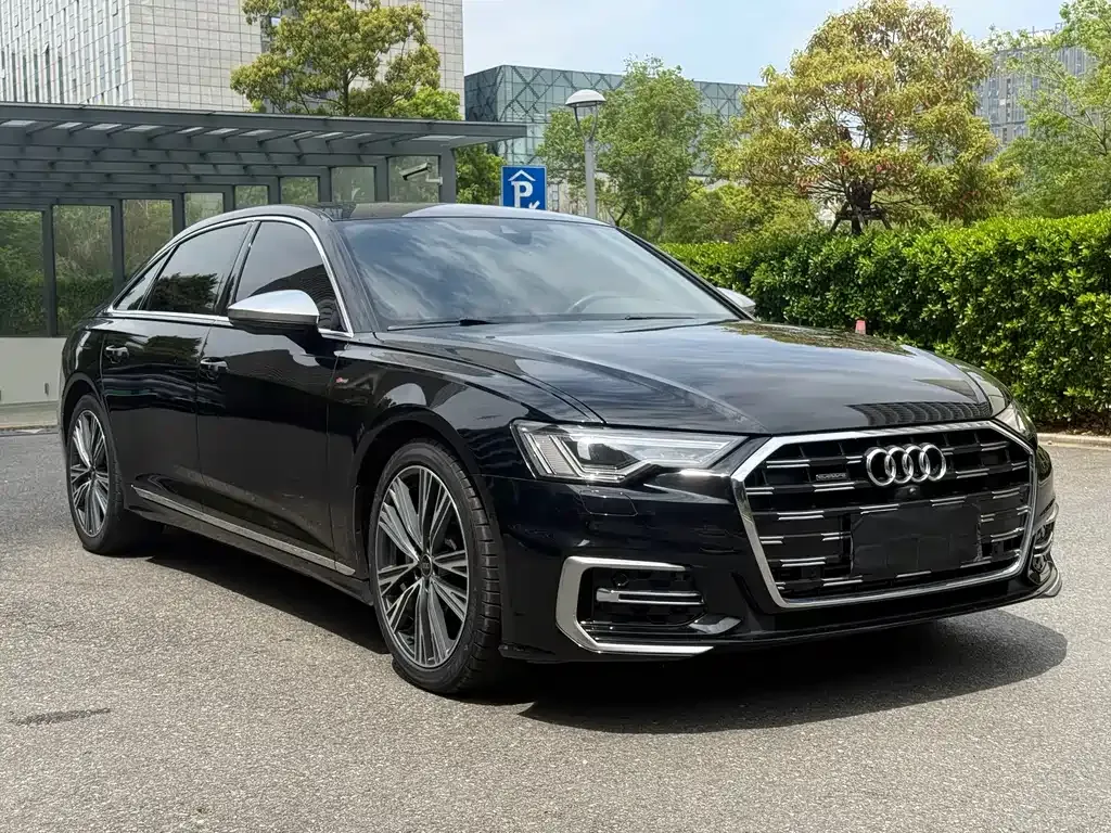 Audi A6L — фото 8