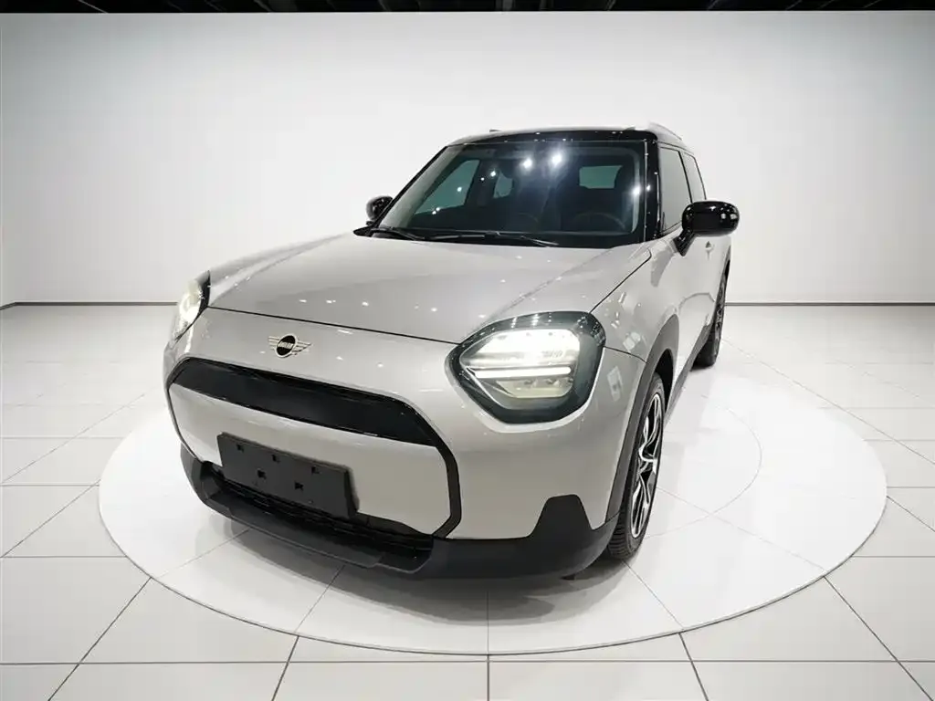 MINI Aceman EV