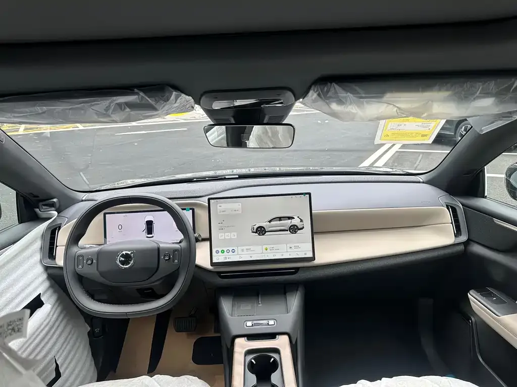 Volvo XC70 Plug-in Hybrid 2026 из CN, фото 2