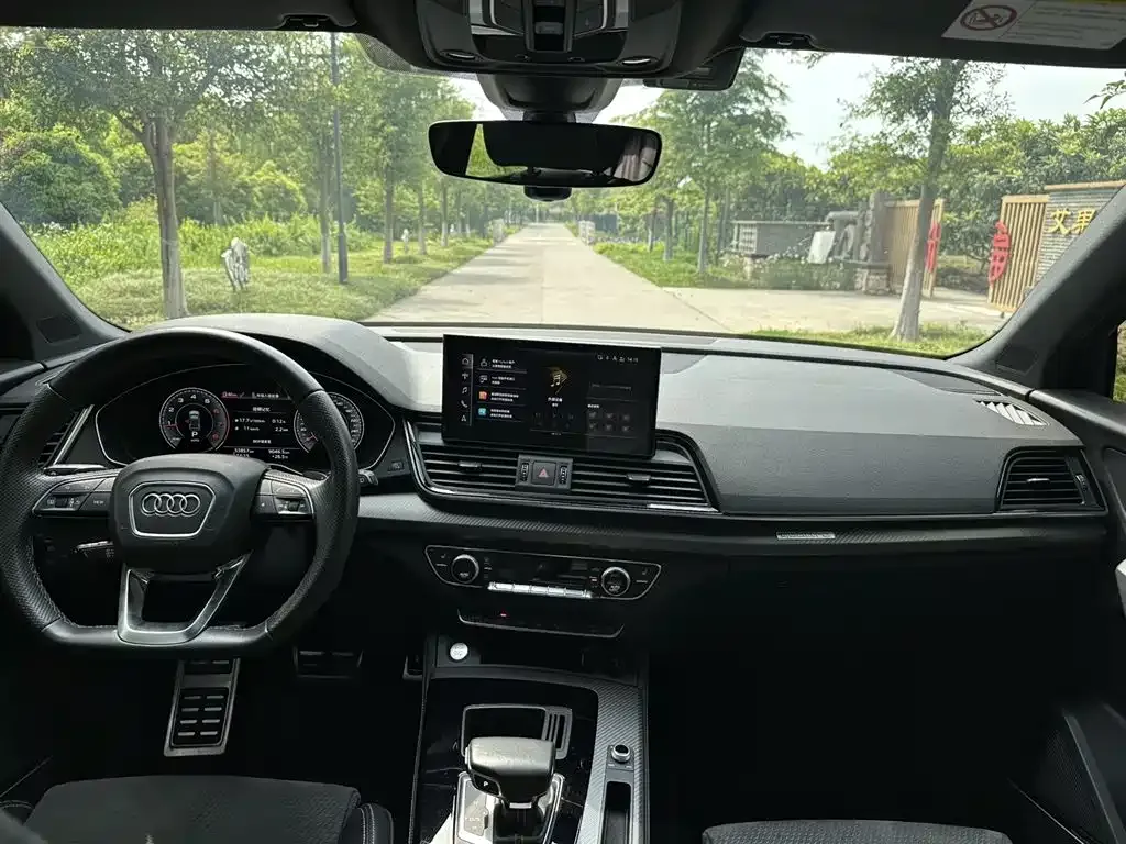 Audi Q5L Sportback 2021 из CN, фото 5