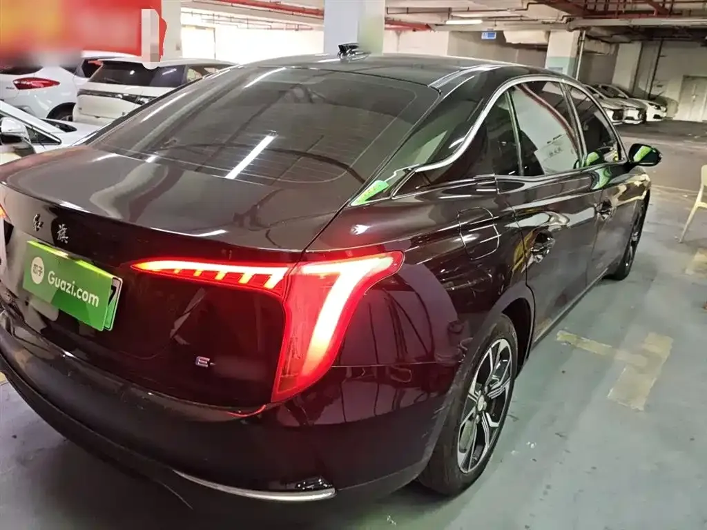 Hongqi E-QM5 2023 из CN, фото 10