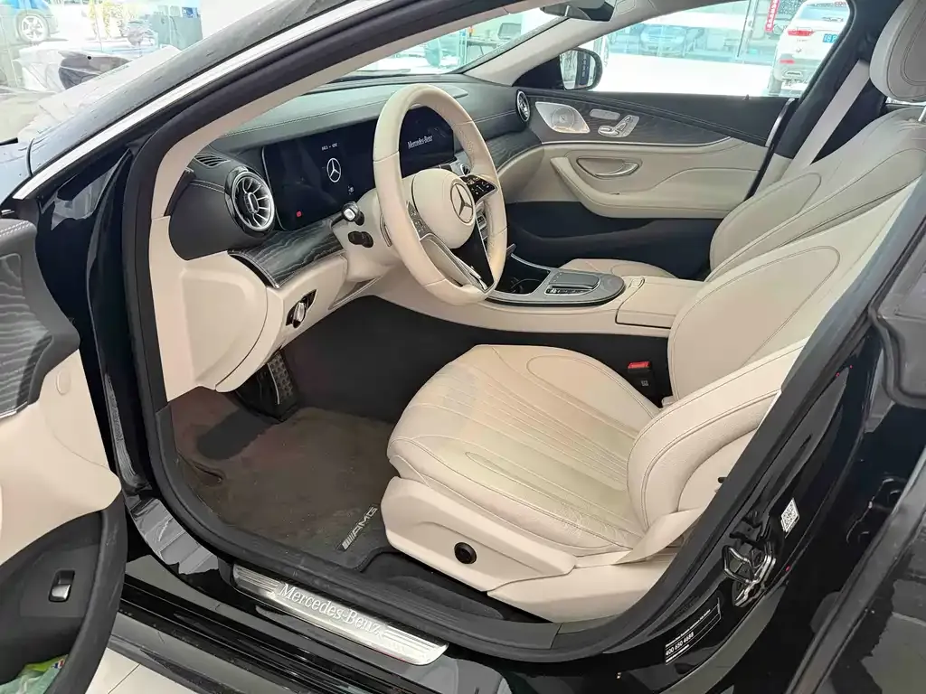 Mercedes-Benz CLS — фото 4