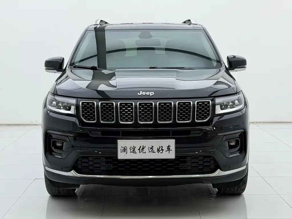 Jeep Grand Commander 2022 из CN, фото 10