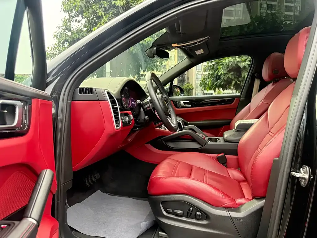 Porsche Cayenne 2023 из CN, фото 4