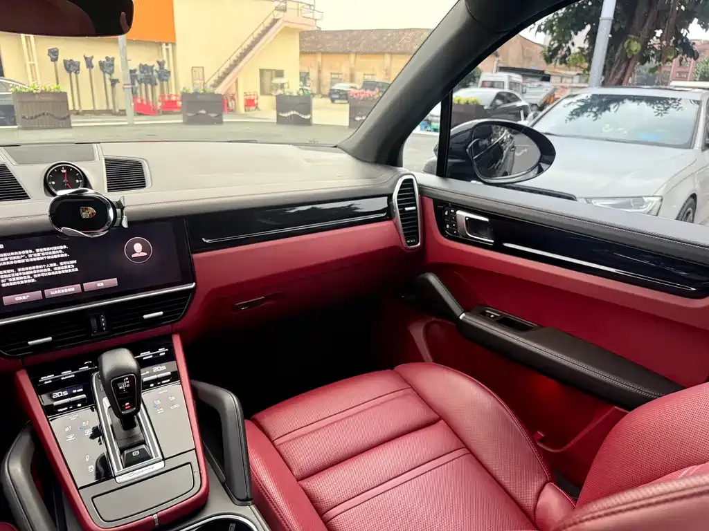 Porsche Cayenne 2023 из CN, фото 10