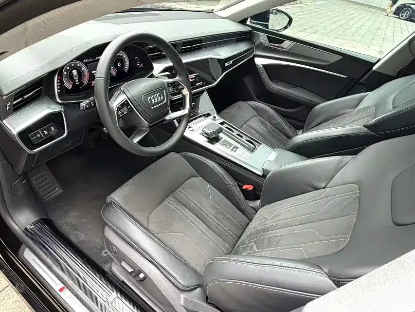 Audi A7L 2025 из CN, фото 6
